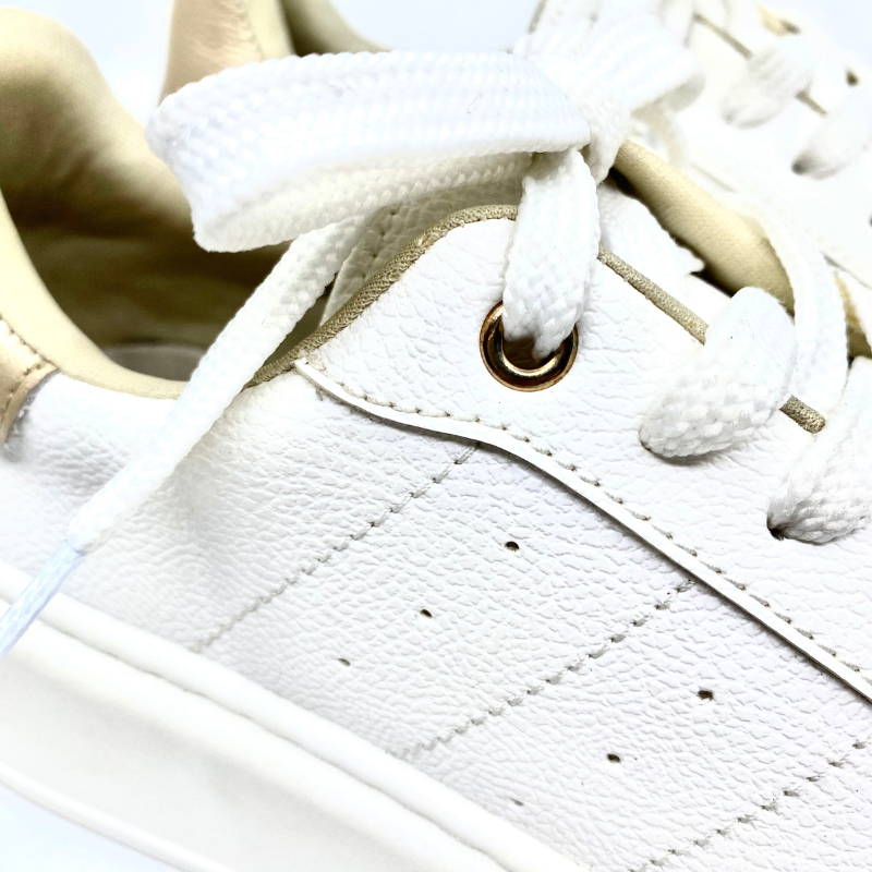 Tenis